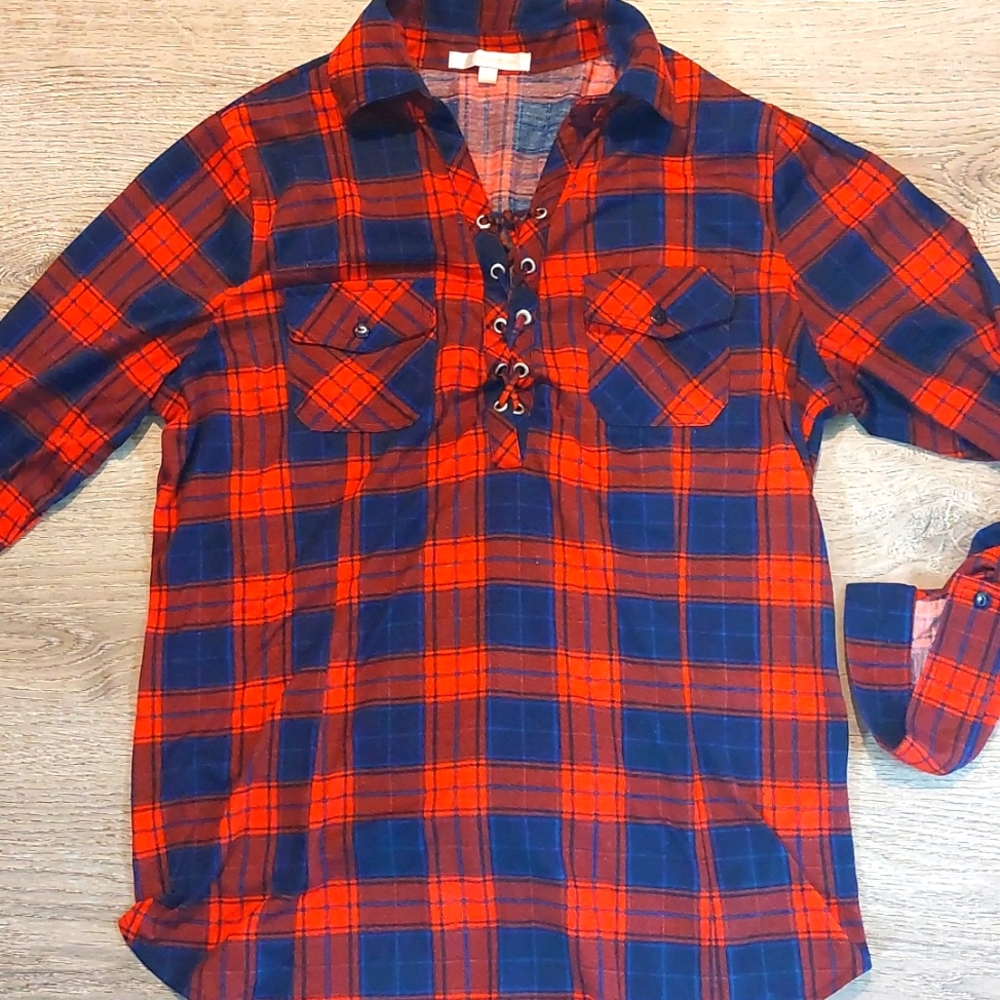 Women's Large button down